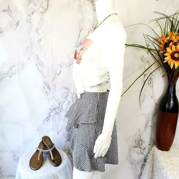 NWT! LF Three Days fully lined ruffle trim skirt - Picture 6 of 9